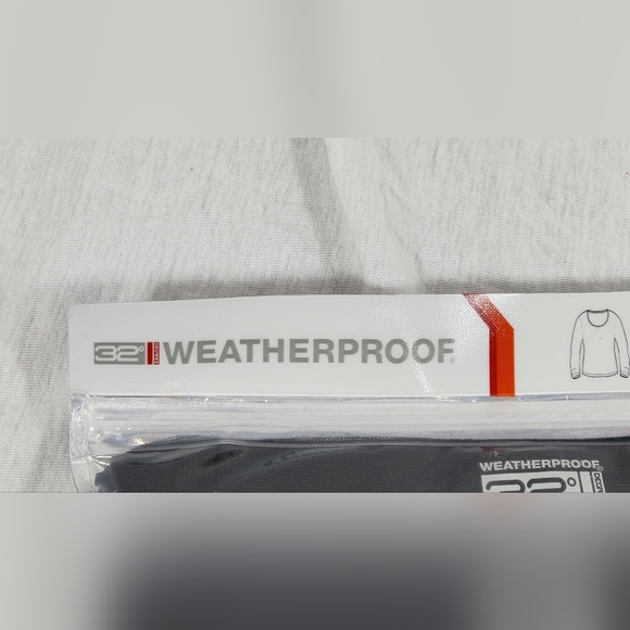 32 DEGREES HEAT LONG SLEEVE SCOOP NECK LAYER TSHIRT WOMENS NEW BLACK - Picture 4 of 8